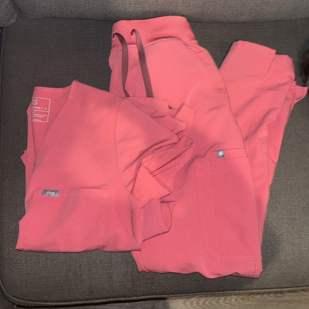 FIGS scrub set size small